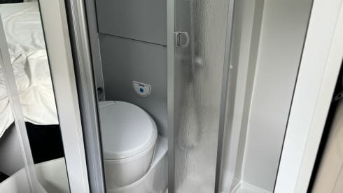 2p Ford bus uit 2023