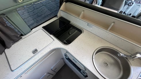 De nugget – 2012 4-seater Ford Nugget