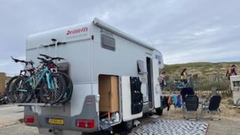 Bessie – Cosy, solid camper