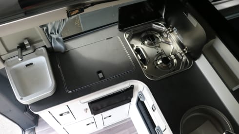 SAM – Neuer 5-Sitzer Van mit integrierter Toilette