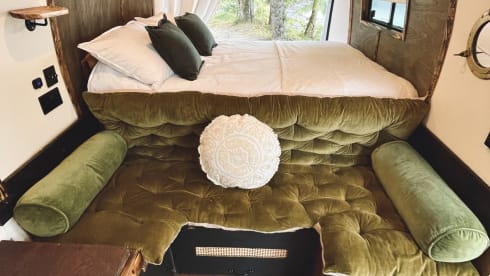 The Cosy Wee Pickle – Your Quirky Campervan Escape