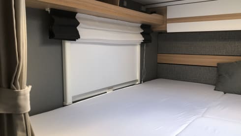 Fully furnished 4p Dethleffs semi-integrated from 2021