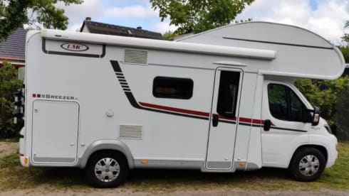 A664 – 6p LMC alcove from 2017