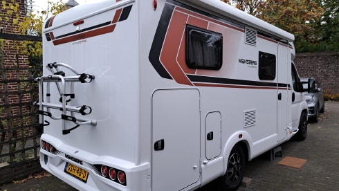 Luxurious 2-person camper, very complete, not too big