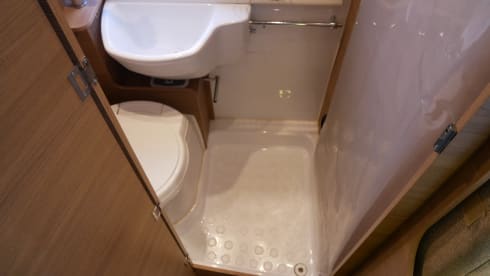 Chausson2, 2 sleeping places - 4 seats.