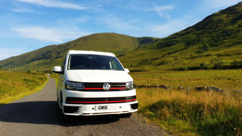 Wallace – High Spec 4 berth VW T6 Camper in Derbyshire