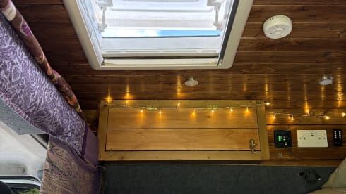 Bingwu – 2 berth Ford campervan from 2007