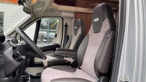 This fantastic LMC with all luxury
