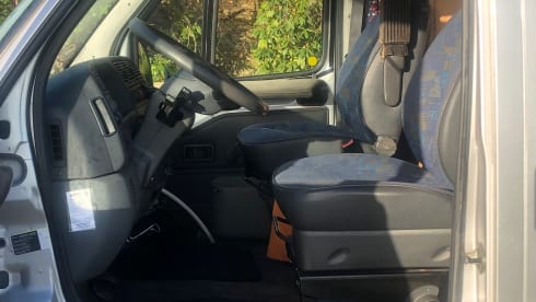 3p Peugeot bus from 2002