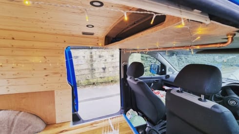 The Pickle Jar – 2 berth Volkswagen campervan from 2011