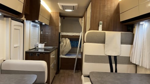 Daisycamper – 7-seater Mnasard 