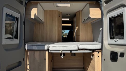 Clever runner  600 – 2p Citroën campervan from 2021