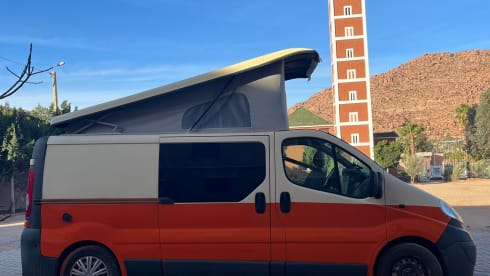 Vicky  – Campervan Opel Vivaro from 2010