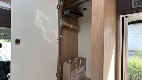 Fupke – 6p McLouis alcove from 2023