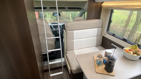 Fabulous Roller Team Zefiro 675 6 berth motorhome