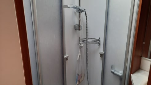LMC A694 G ALCOOV 6 persons