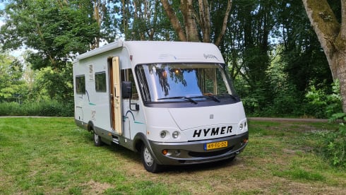 6 person family camper. Hymer integral from 2000