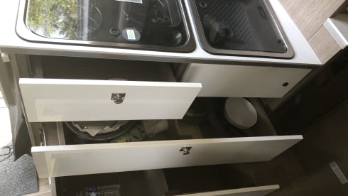 George III – 4p Pössl bus uit 2019