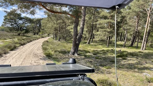 Louver – 2/3p Landrover Defender 110. Complete installation for your comfortable adventure