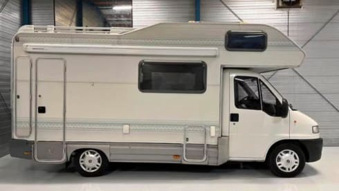 Rickie  – 5p Rimor alcove from 2000