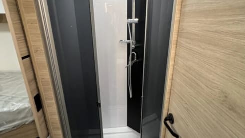 C01 – 4p Chausson semi-integrated uit 2025