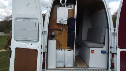 Family Friendly Off Grid Campervan (sleeps 5)