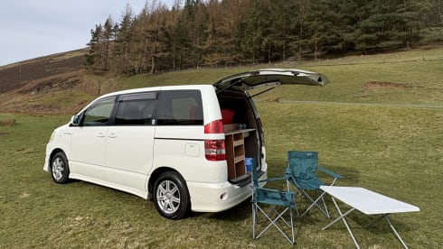 Sid – 2 berth Toyota campervan from 2005