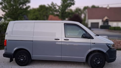 2p Volkswagen campervan from 2018