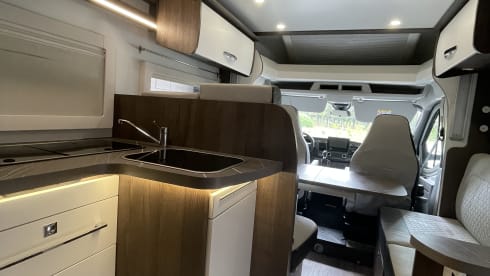 Camper Ford Benimar Cocoon 463 da 5 persone - 170 CV 