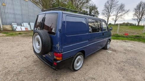 Mr Blue Sky  – VW T4 800 Special TD SWB Camper 1997 