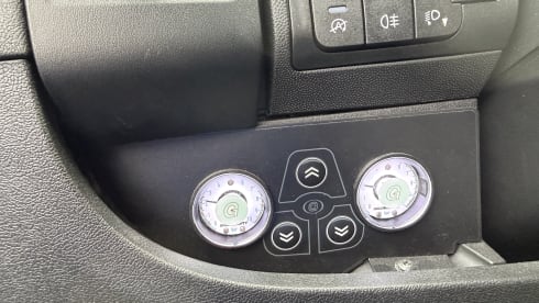 16. Adria Matric 670 SL de luxe pour 5 personnes