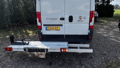 Nimbus – Luxury camper from 2023 with Off-grid option