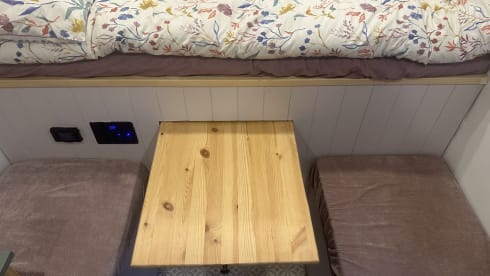 Vera –     Handcrafted Off-Grid Campervan 