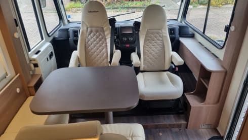 Europa Cruiser – 4p Bürstner integrated uit 2019