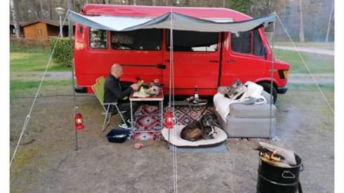 #Brutusss85 – 4p Mercedes-Benz bus from 1985