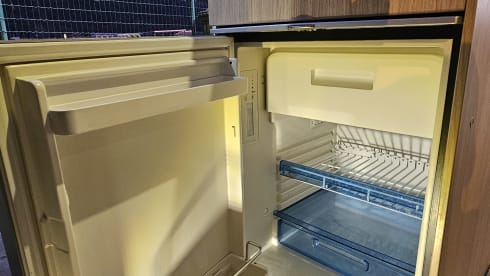Tova – Camper van for adventure trips.