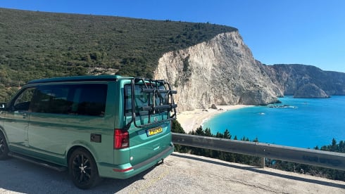 KILOMETERVRIJ reizen met deze VW California Ocean Bulli T6.1