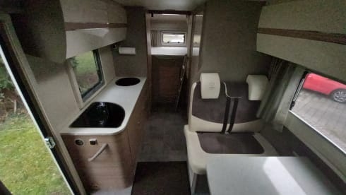 Raumwunder  – Maple Canada AD