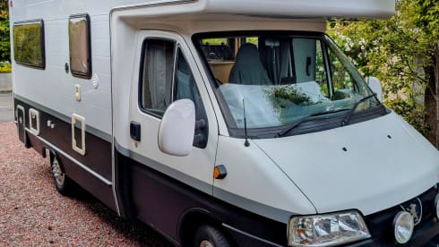 Hercules – 4 berth Peugeot Boxer - newly refurbished 