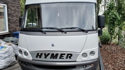 4p Hymer integrated uit 2005