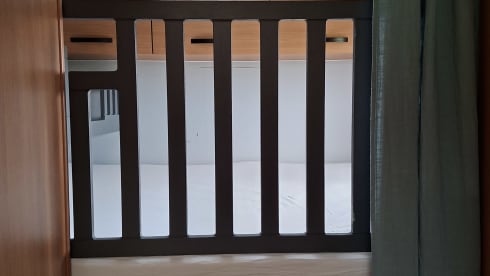 5-seater Ford Alcove from 2012