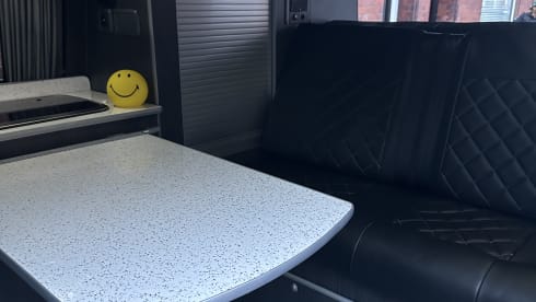 Aubergine Dream Machine – Newly Converted T5 Campervan 4 berth