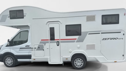 Beautiful  – 6 Berth Ford Zefiro 675 (21 reg) Beautiful