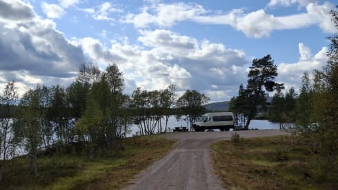 Sol – 2p Mercedes-Benz bus from 2019