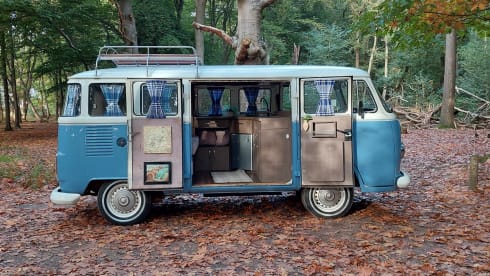 Eddie – 2p Volkswagen campervan from 1984