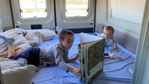 THE Family Van - 4 people