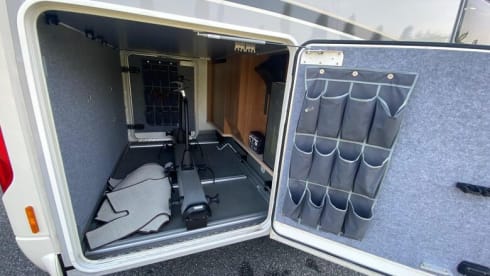 Luxury Family Carthago integral motorhome from 2019 - 4 pers