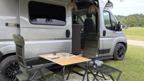 CampBoers – Lussuoso furgone Citroën Jumper per 2 persone del 2021