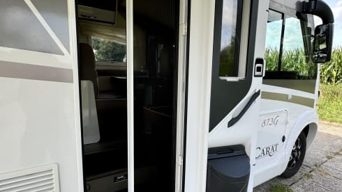 5 person McLouis family camper from 2023