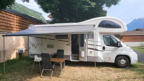 Cas Camper – 5p Alcove Family Camper